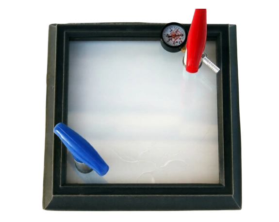 Рамка вакуумная квадратная с вакуумметром и ручками-клапанами (230х230 мм) 3