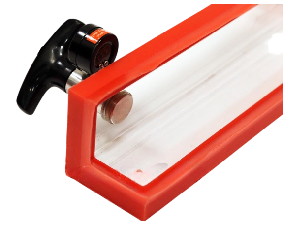 Рамка вакуумная угловая (внешний угол) с вакуумметром (65х65х400 мм) 5