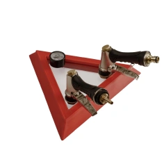 Вакуумная рамка треугольная